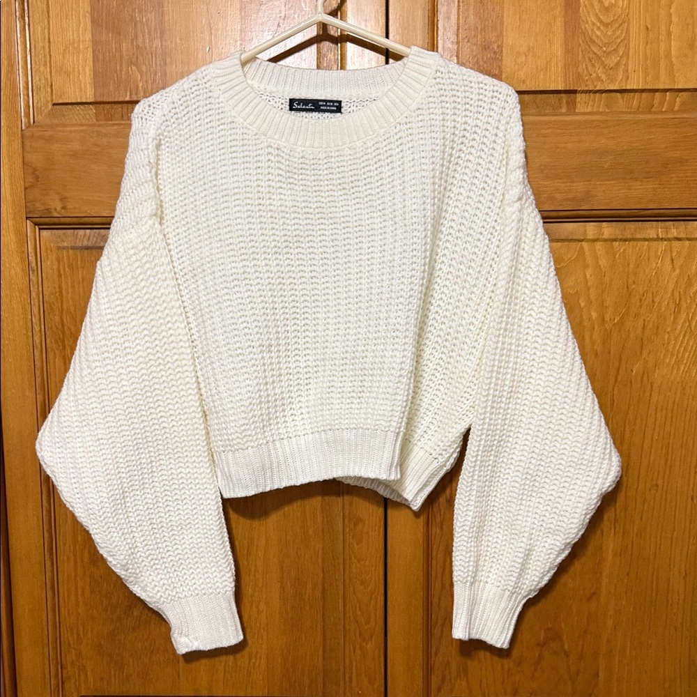 Elegant Ivory Knit Crew Neck Sweater